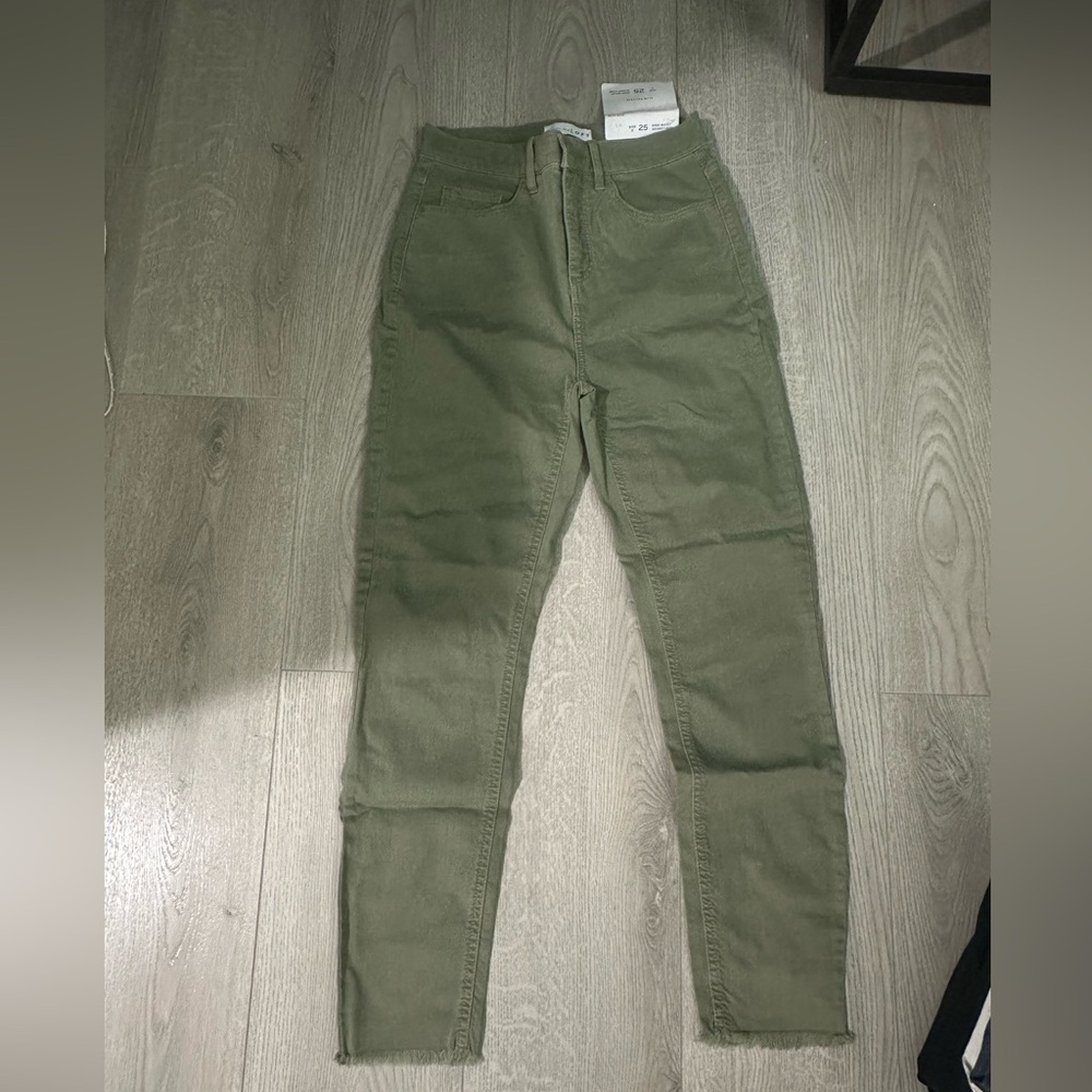 3 PAIRS OF LOFT JEANS size25 olive, blue and black !